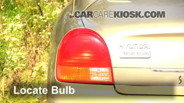 2000 Hyundai Sonata GLS 2.5L V6 Luces Luz de reversa (reemplazar foco)